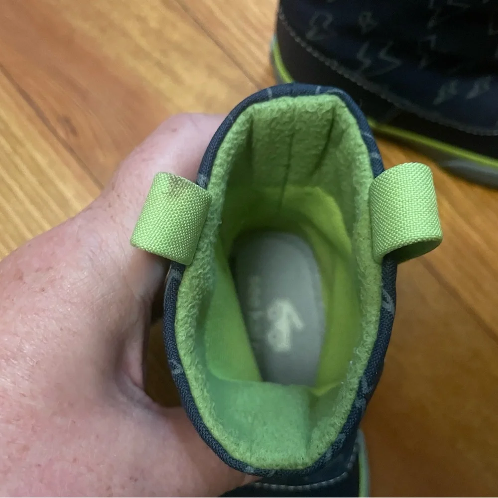 See Kai Run Lightening Bolt Boots Size 4